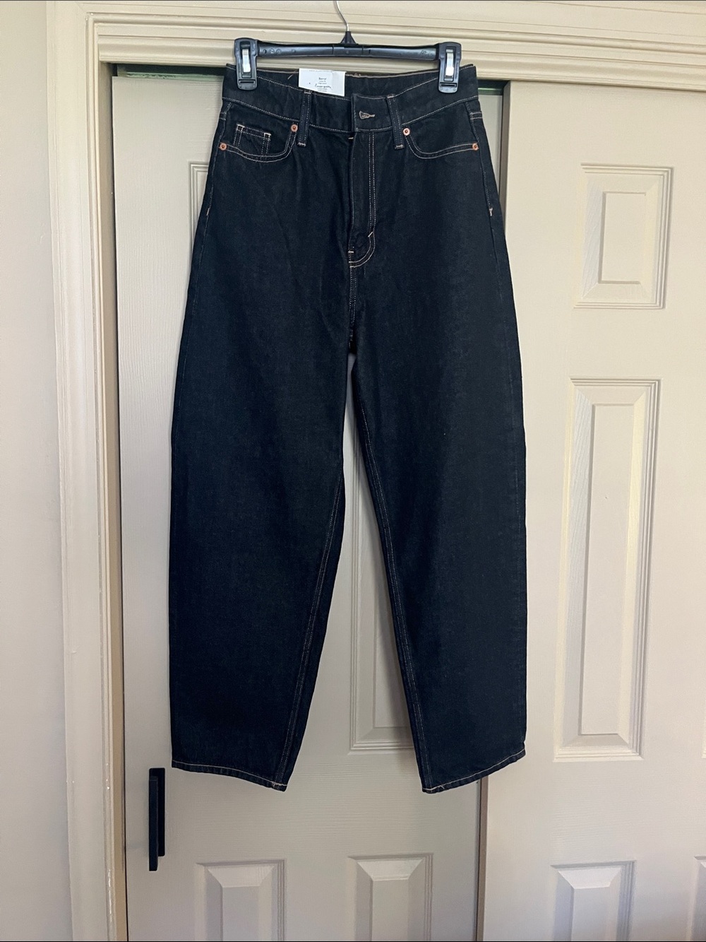 H&M High-Rise Wide Leg Jeans in Black